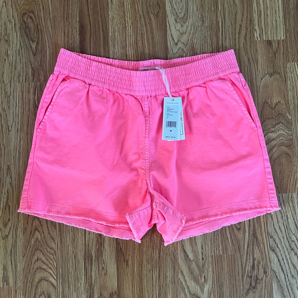 Vineyard Vines Pull On Everyday Shorts.  New. Medium